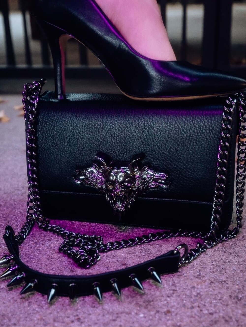 La Femme en Noir Bram Stoker's Dracula Bag - Picture 2 of 13